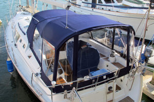 Enclosure-sailboat-navy2