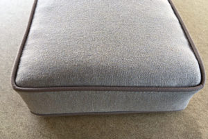 detail of cushion piping