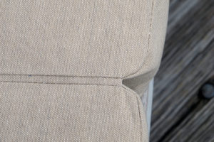 Cushion-chaise-detail